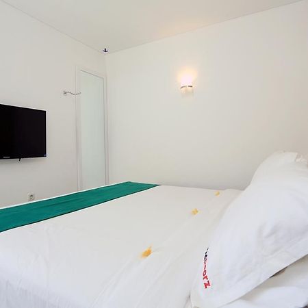 Reddoorz Near Pantai Jerman Hotell Kuta Lombok Eksteriør bilde