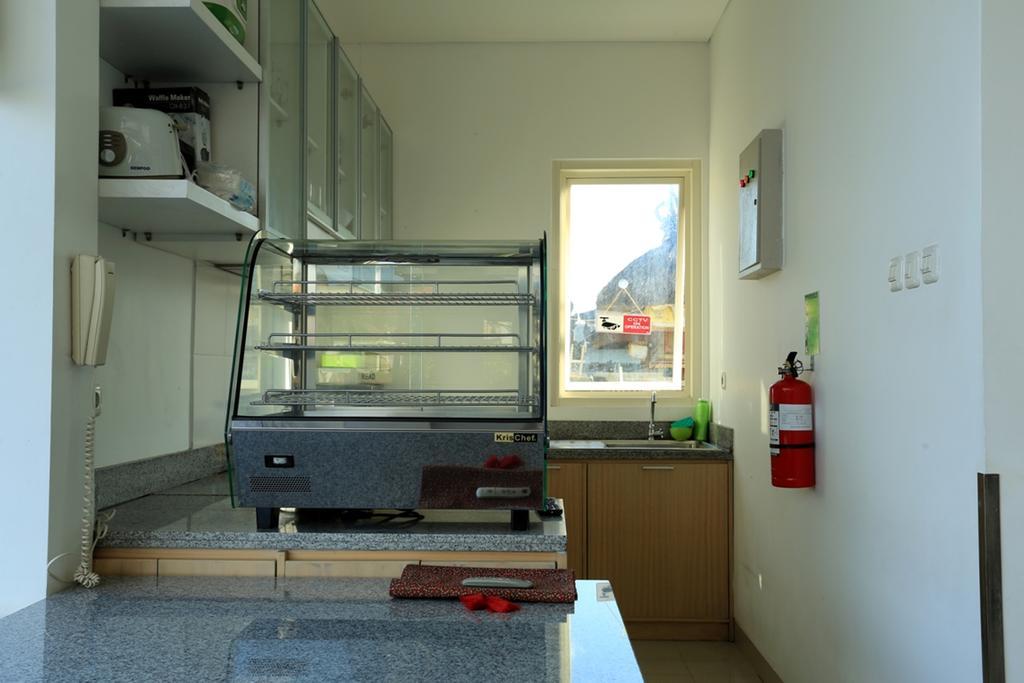 Reddoorz Near Pantai Jerman Hotell Kuta Lombok Eksteriør bilde