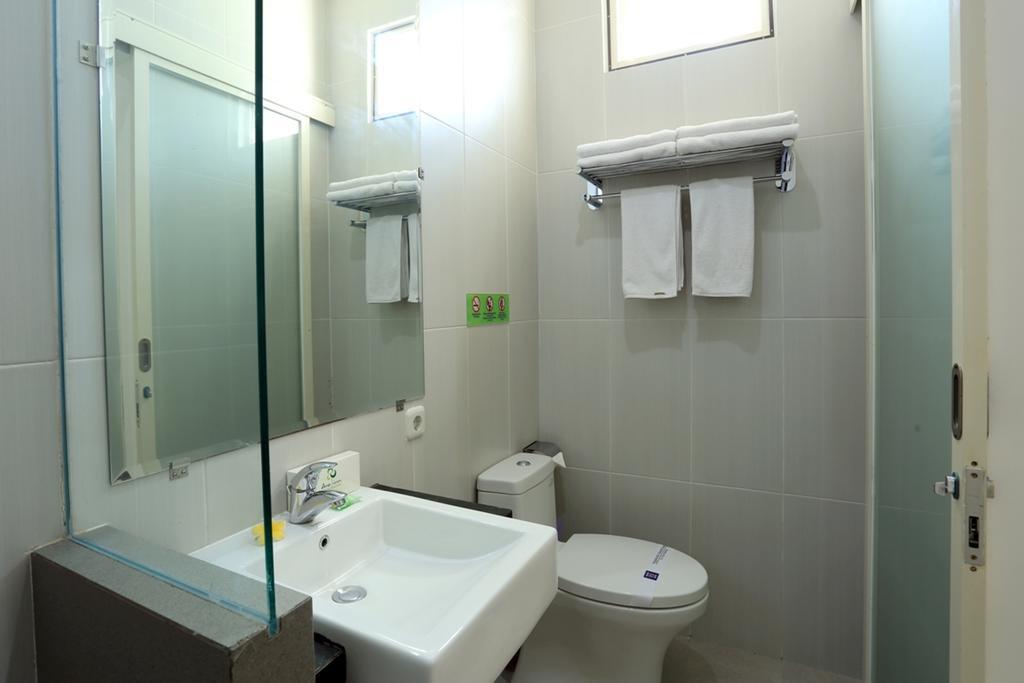 Reddoorz Near Pantai Jerman Hotell Kuta Lombok Eksteriør bilde