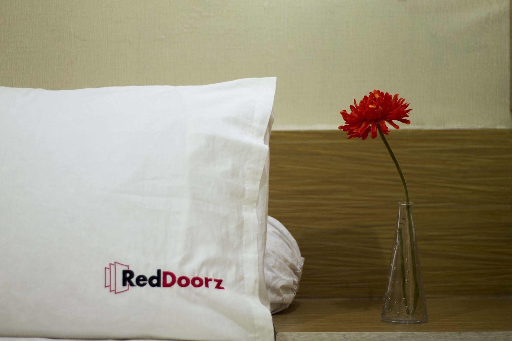 Reddoorz Near Pantai Jerman Hotell Kuta Lombok Eksteriør bilde